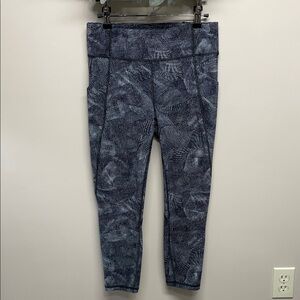 Lululemon Time To Sweat Crop Free Spirit Alpine White Black 8